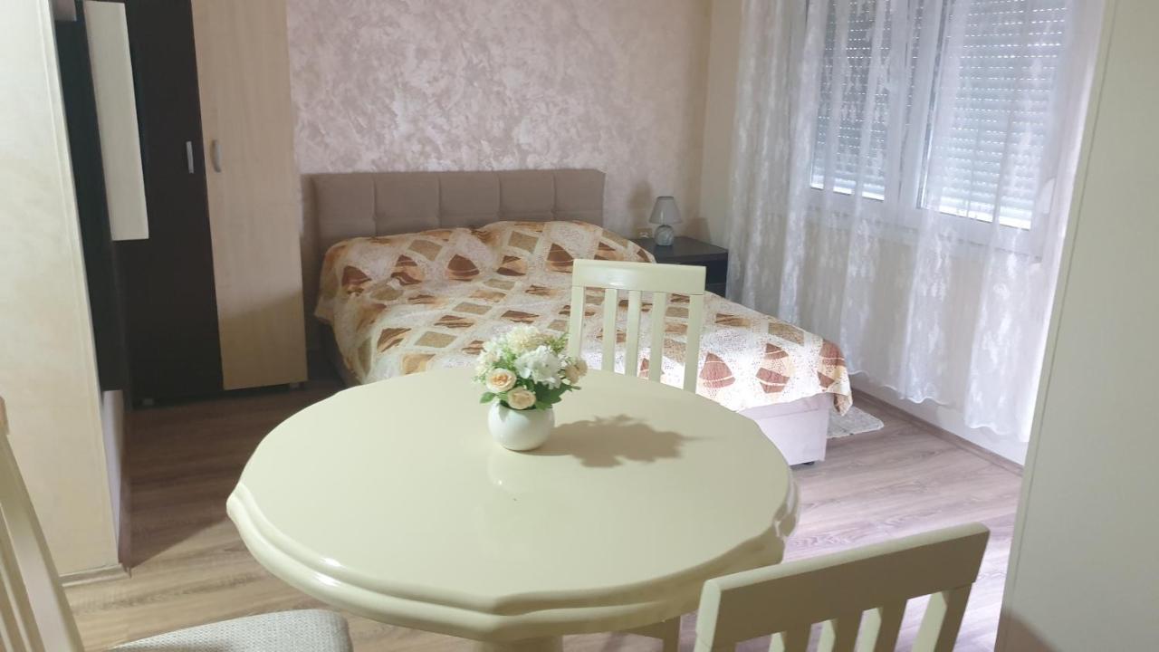 Apartments Kamenjar Nowy Sad Zewnętrze zdjęcie