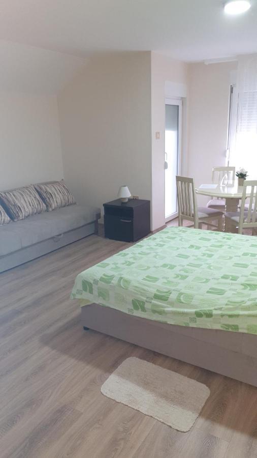 Apartments Kamenjar Nowy Sad Pokój zdjęcie